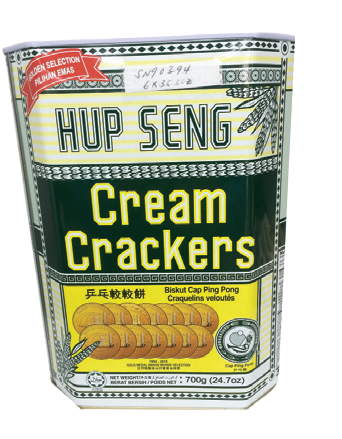 Cream cracker biscuit